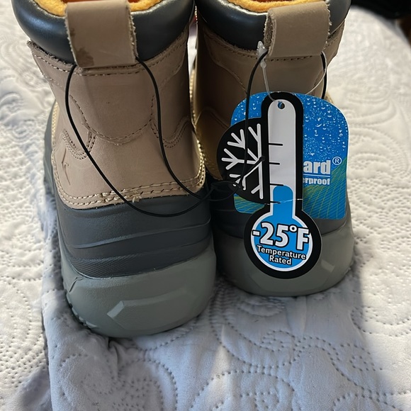 Brand new Ozark Trail, waterproof insulated winter boots - Picture 3 of 4